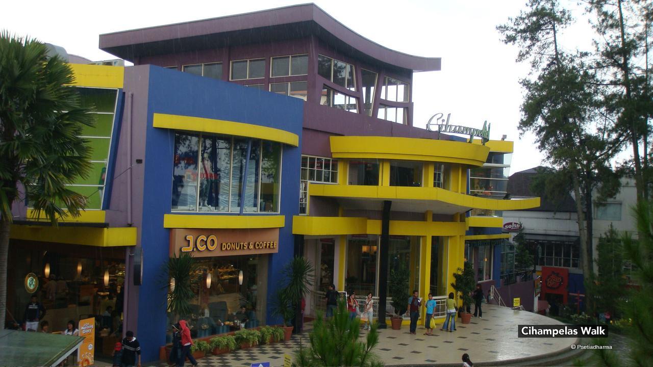 Zen Rooms Bukit Tunggul Bandung Esterno foto